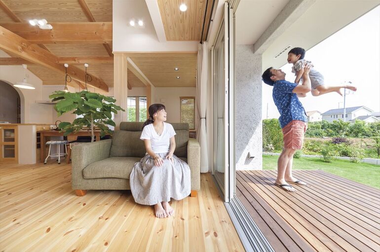 神奈川県 自然素材 注文住宅 施工事例 おすすめの床材 木材編 様々な設計 デザイン レイアウトの住宅例を解説します 株式会社リブートは神奈川 で人に優しい注文住宅をご紹介